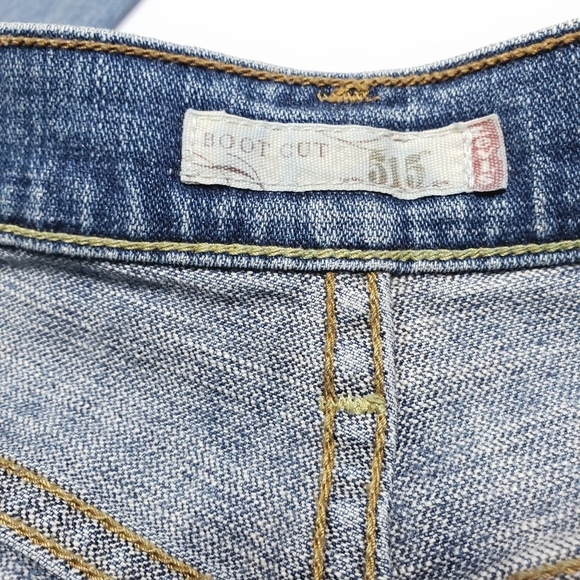 Women's Levi's 515 Boot Cut Jeans (6) - Picture 7 of 7